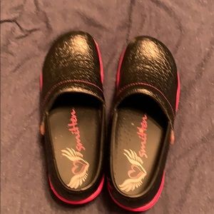 Smitten nursing shoes